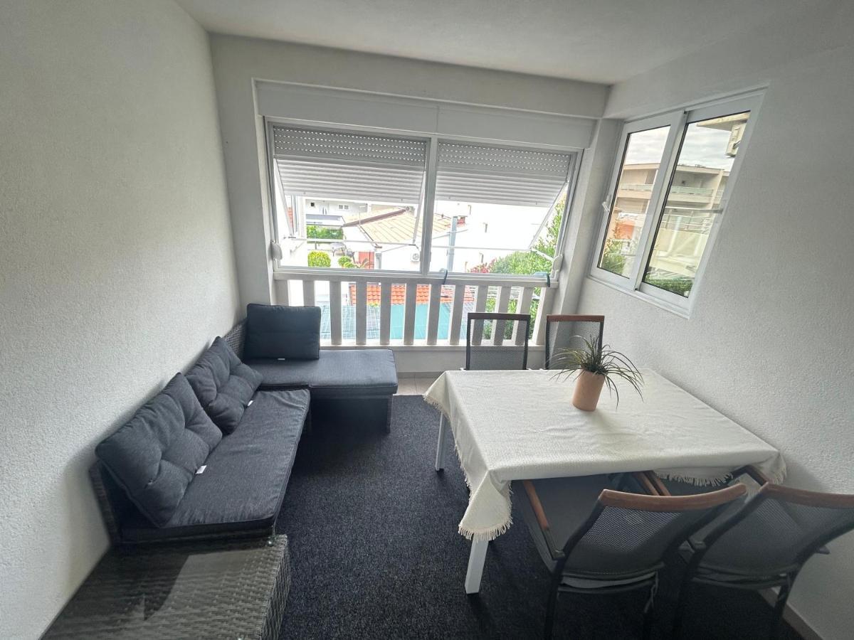 Apartment Sanda Promajna